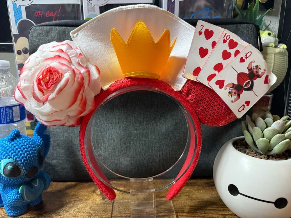 EUC Disney Parks Tokyo Queen of Hearts Alice in Wonderland Ear Headband